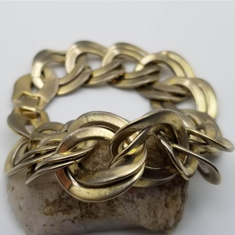 Vintage avon gold tone artic twist bracelet